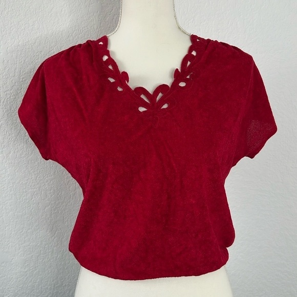 Elegant Red Women's Top - Picture 1 of 7